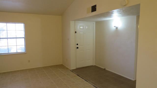 Building Photo - 441 Rainier St