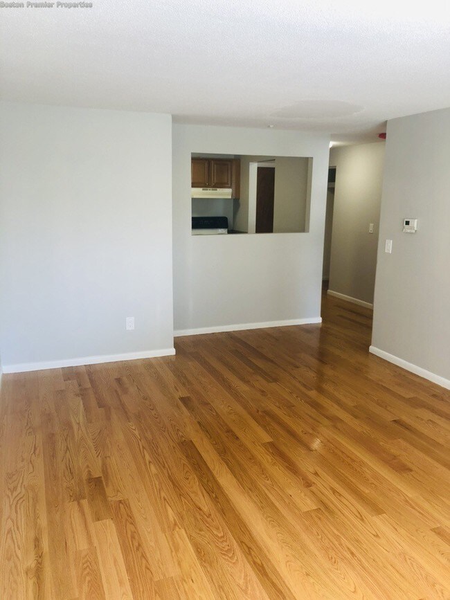 Foto del edificio - 293 Willard St
