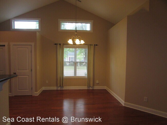 Building Photo - 3 br, 2 bath House - 1519 Round Ridge Rd. SE
