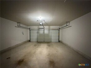 Building Photo - 1250 Lennea Gdn