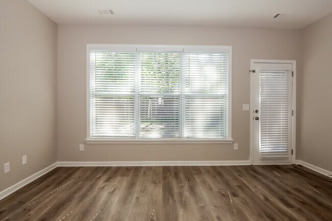 Foto del edificio - 47 Carlisle St