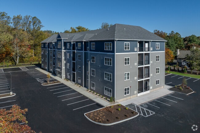 Building Photo - Avanti