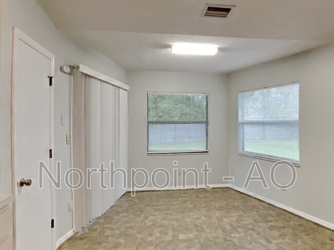 Building Photo - 5313 Elwood Rd