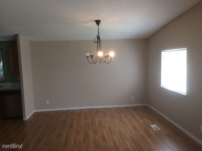 Building Photo - 3 br, 2 bath Mobile Home - 5845 alpha lane