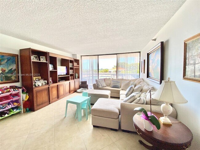 Foto del edificio - 20505 E Country Club Dr