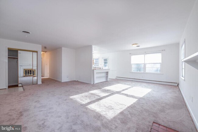 Foto del edificio - 3409 Cool Spring Rd