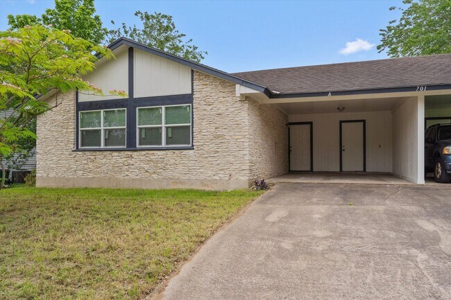 Foto del edificio - 701 Ramble Ln