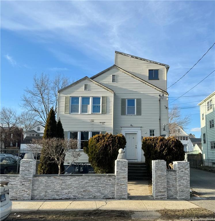 Primary Photo - 140 Lincoln Ave