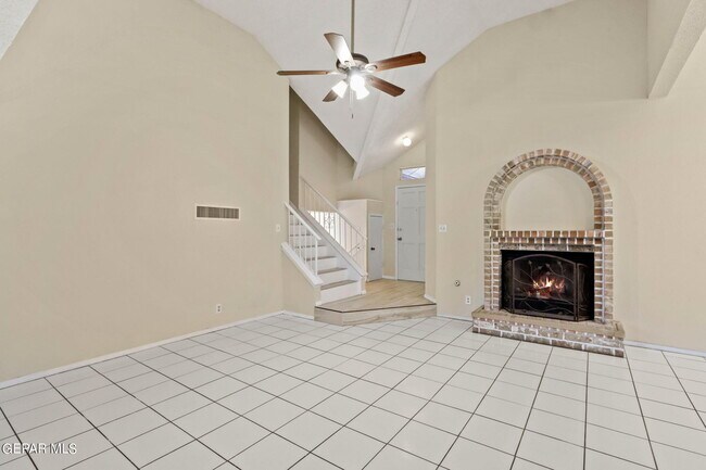 Building Photo - 12072 Autumn Gate Dr