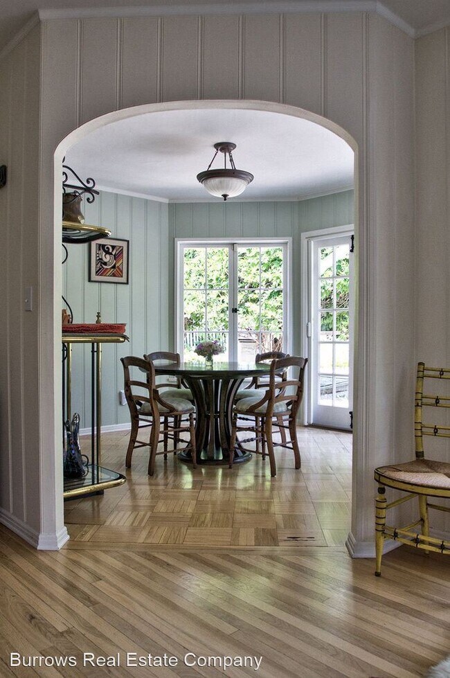 Foto del edificio - 2 br, 1 bath House - 115 Fairview Road