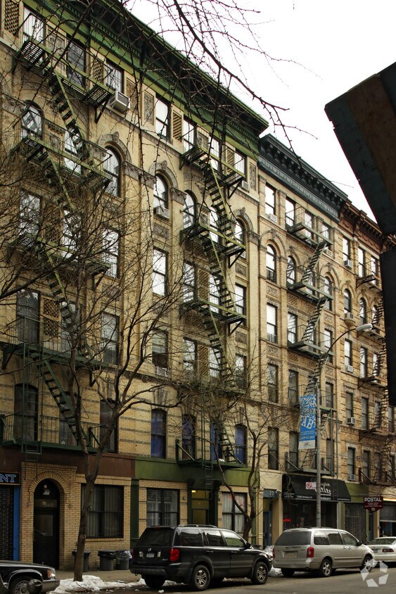 Building Photo - 71 E 4th St