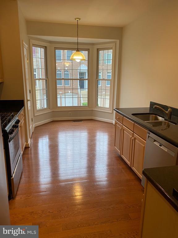 Building Photo - 9512 Lagersfield Cir