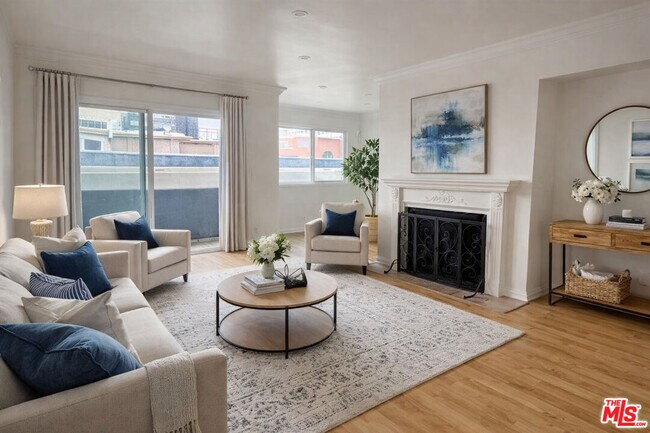 Foto del edificio - 1242 S Barrington Ave