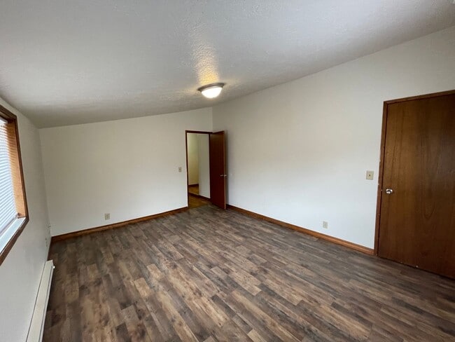 Foto del edificio - 1111 E Newark Ave