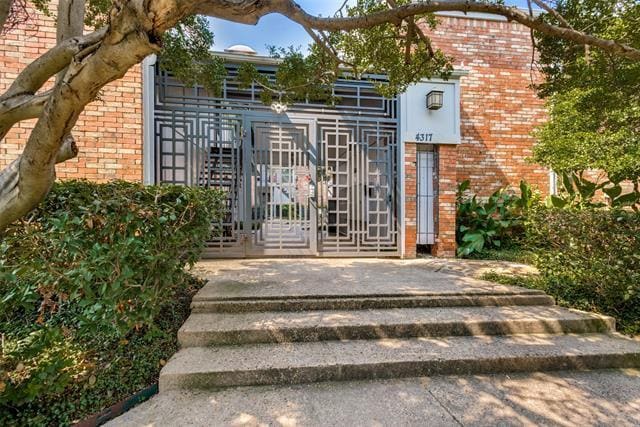 Foto del edificio - 4317 Hartford St
