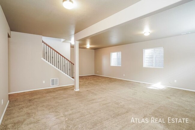Building Photo - Coming soon! Gorgeous 4 Bedroom 3 Bath hom...