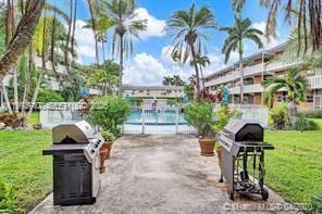 Building Photo - 141 NE 10th Ave