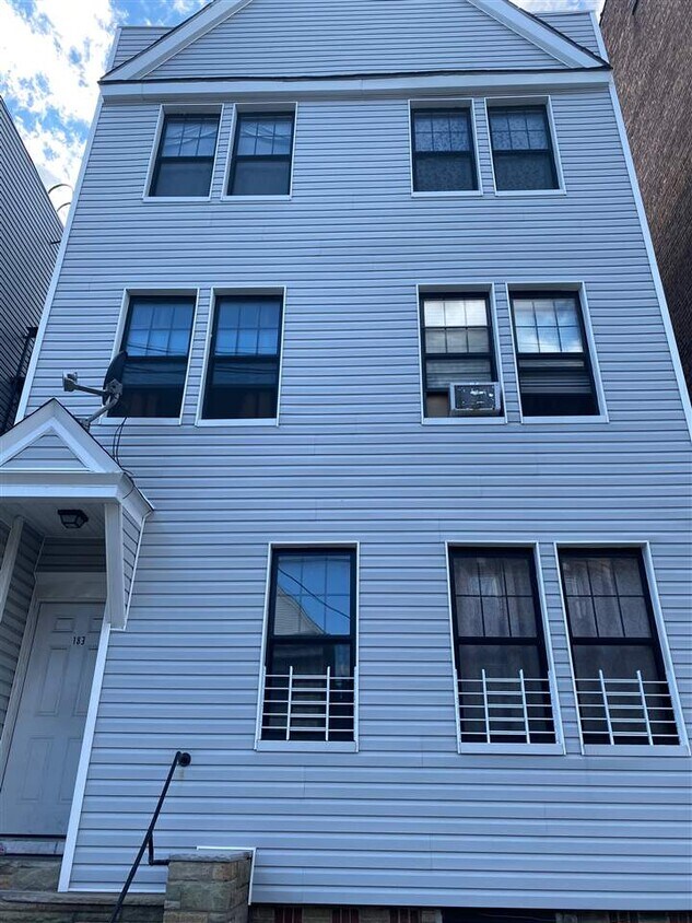 183 Garfield Ave Unit 3R, Jersey City, NJ 07305 Apartment for Rent in