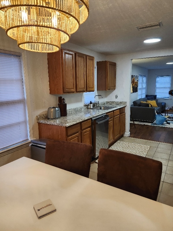 Photo - 1322 Hiawatha Ave Apartment