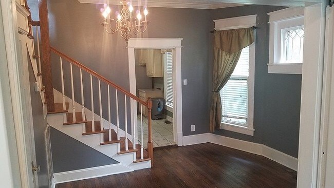 Foto del edificio - 1415 Douglas Ave