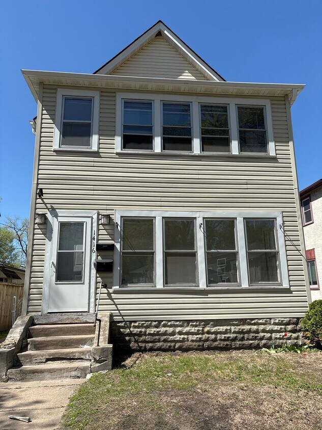Primary Photo - 1416 Grand St NE
