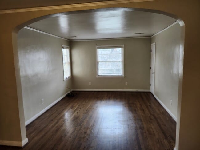 Building Photo - 424 N California St