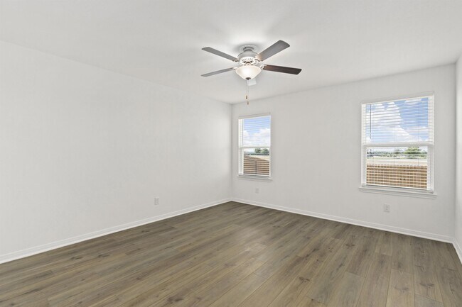 Foto del edificio - 4414 Banting Cres