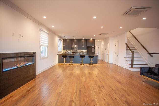 Foto del edificio - 622 W Penn St