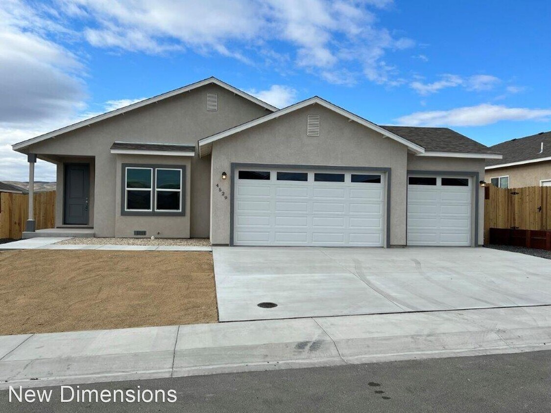 Foto principal - 3 br, 2 bath House - 4529 Madison Road