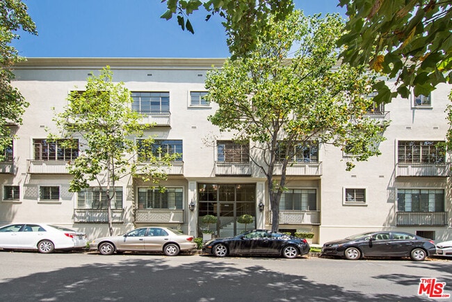 Foto del edificio - 9601 Charleville Blvd
