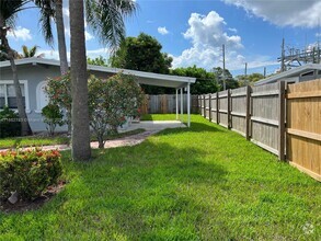 Building Photo - 306 Glen Arbor Terrace