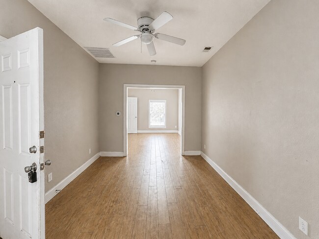 Foto del edificio - 2002 Washington St