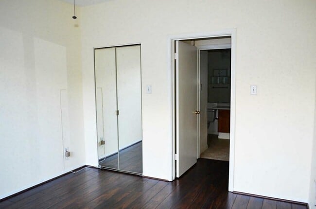 Building Photo - 8055 Cambridge Street, Unit 21