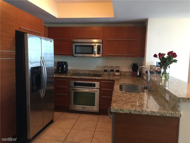 Foto del edificio - 2681 N Flamingo Rd