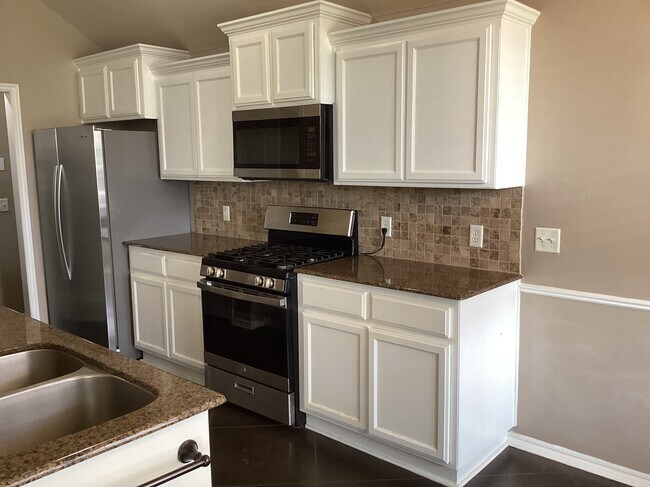Foto del edificio - 600 SW 159th Terrace