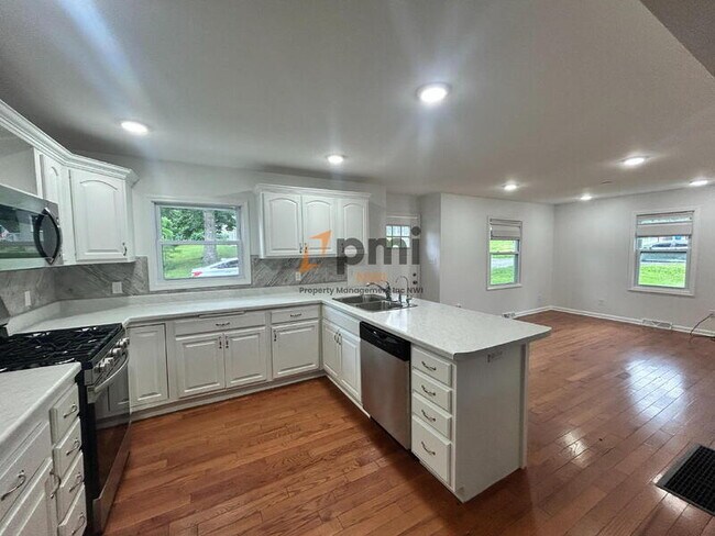 Foto del edificio - 8039 W 127th Ln