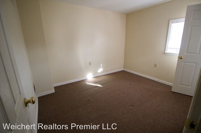 Building Photo - 1520-1526 Louisa St