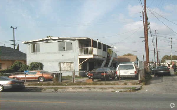 Primary Photo - 517 W 79th St