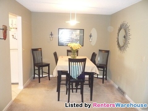 Building Photo - 4268 Oakmede Ln