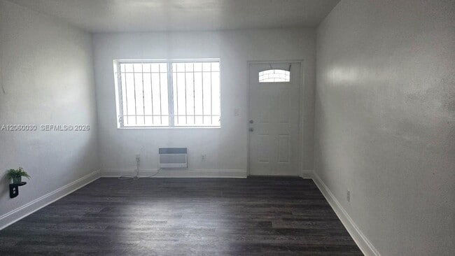 Building Photo - 7720 Harding Ave