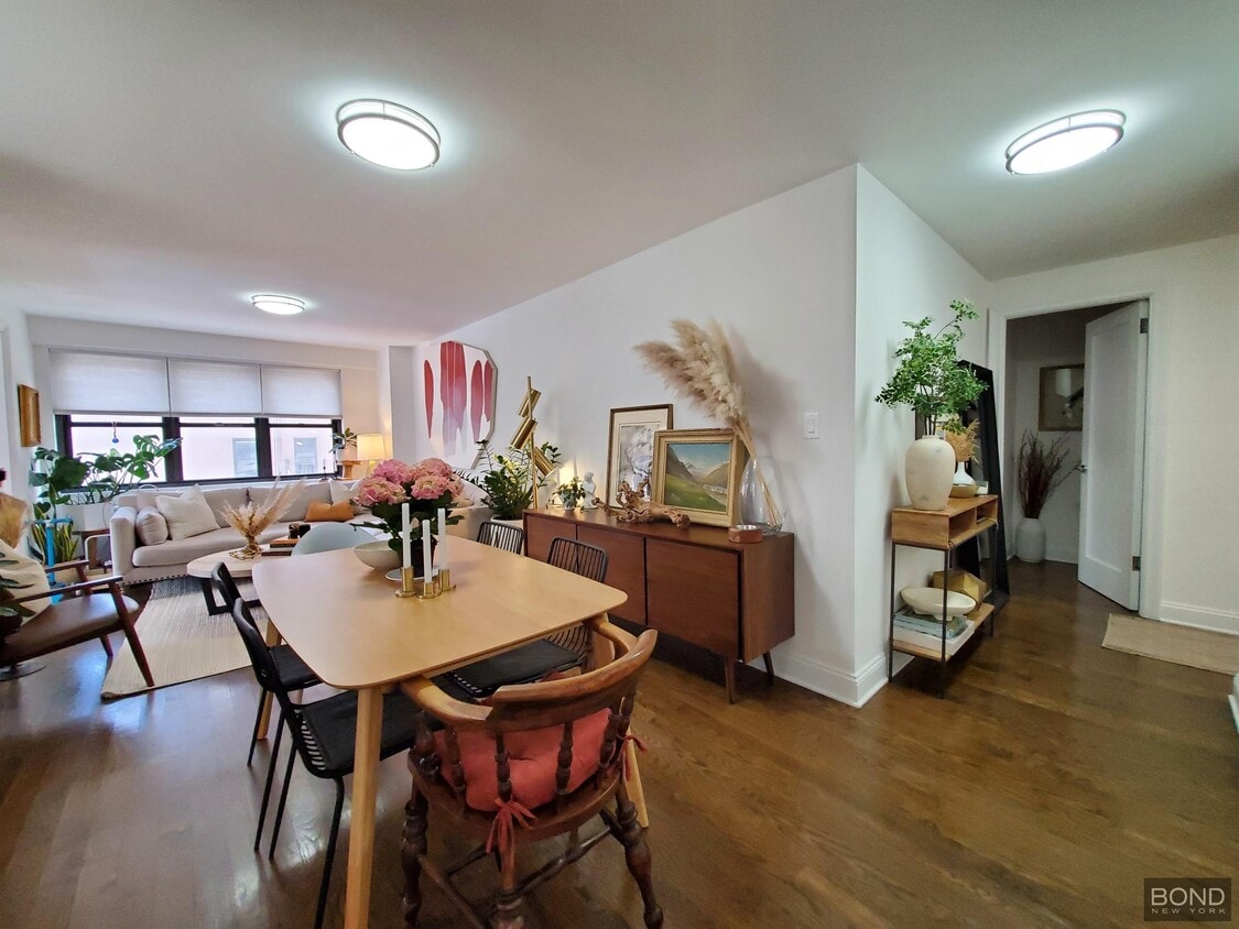 Foto principal - 145 E 16th St