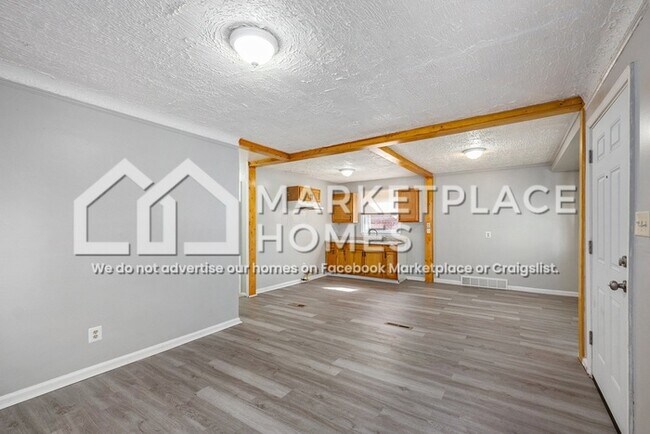 Building Photo - 10692 Meuse St