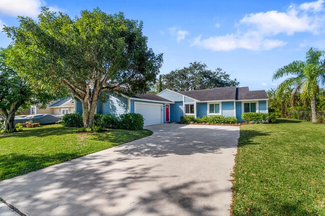 Building Photo - 18321 Jupiter Landings Dr