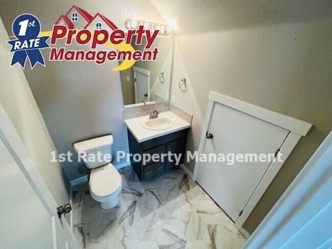 Foto del edificio - 417 N Traquair Ln