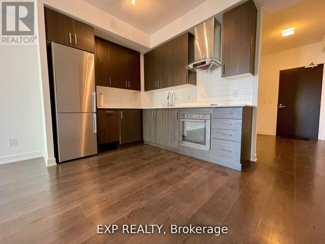 Building Photo - 195 Bonis Ave