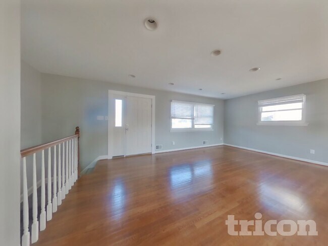 Foto del edificio - 2305 Berkley St