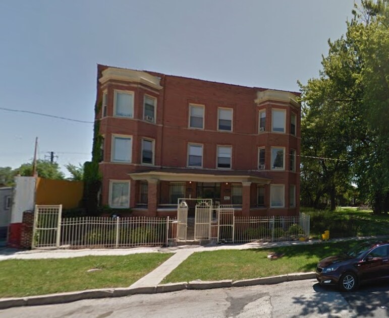 Foto principal - 6123 S Prairie Ave