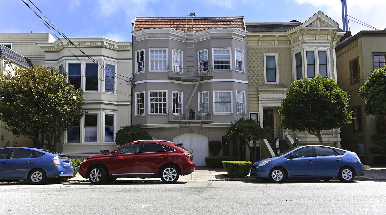 Building Photo - 2845 Washington St