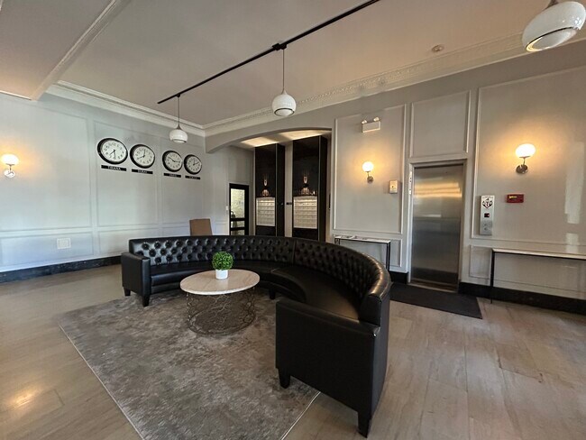 Foto del edificio - 4526 N Sheridan Rd