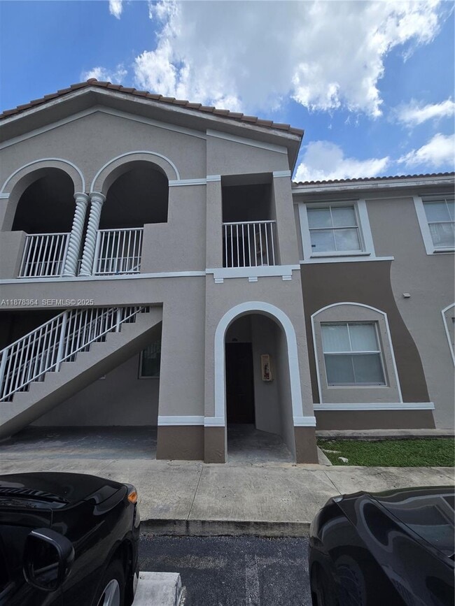 Building Photo - 2903 SE 17th Ave